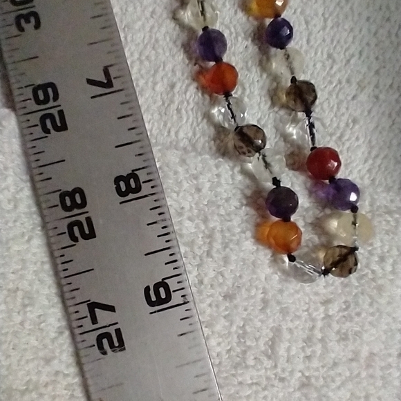 Multi color beaded necklace - Picture 3 of 4